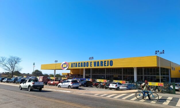 DESENVOLVIMENTO E OPORTUNIDADE: MACAÚBAS CELEBRA A CHEGADA DA NOVA UNIDADE DO SUPERMERCADOS BH
